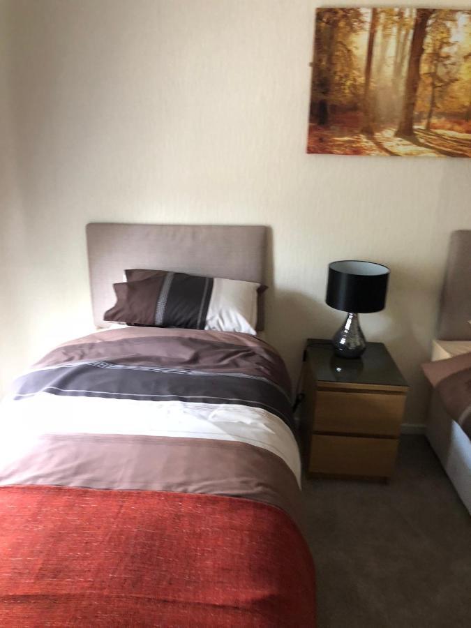 דוסברי Wellington Tavern Accommodation מראה חיצוני תמונה